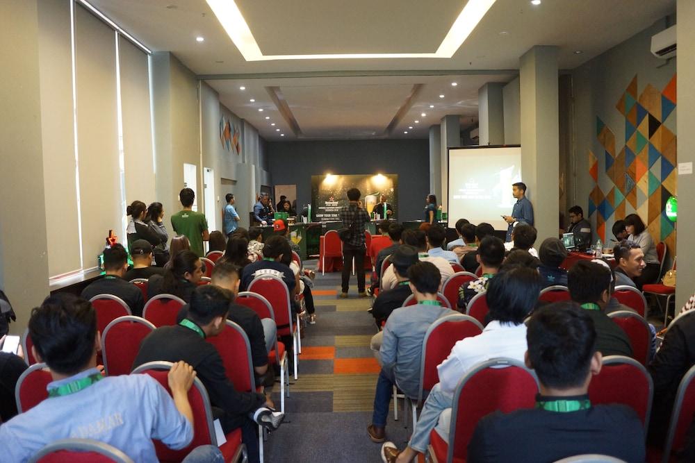 Liberta Hotel Kemang Jakarta Buitenkant foto