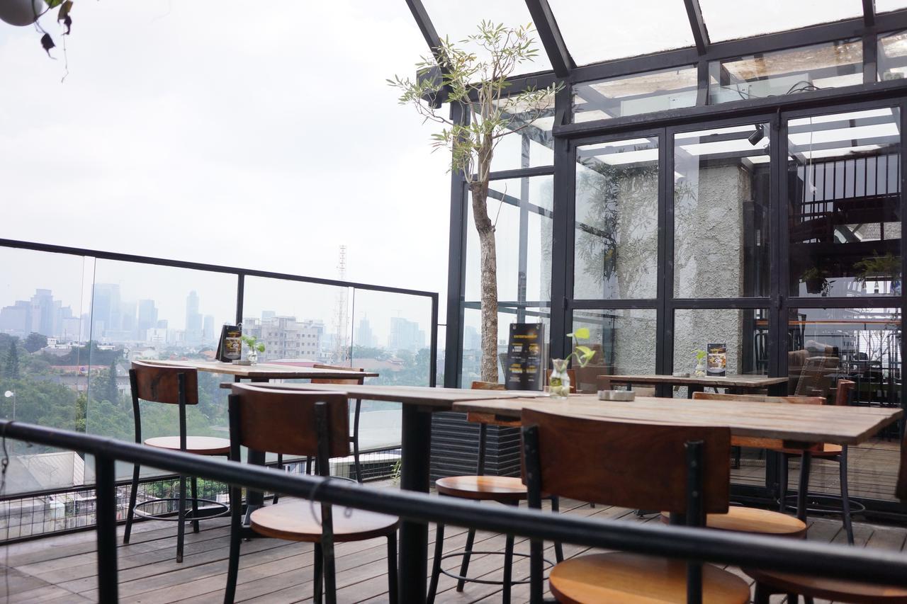 Liberta Hotel Kemang Jakarta Buitenkant foto