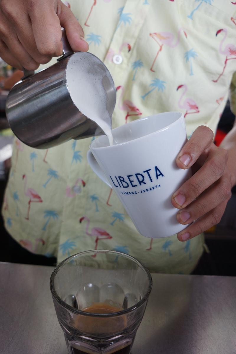 Liberta Hotel Kemang Jakarta Buitenkant foto